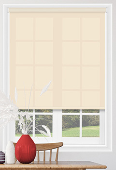 Sale Oyster - Basic roller blind fabric in a shade of light cream
