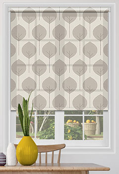 Musa Cameo - Beige leafs with brown stems, this symmetrical design is perfect and would give your kitchen or dining room a luxurious look. This roller blind is available with a white plastic or nickel chain.