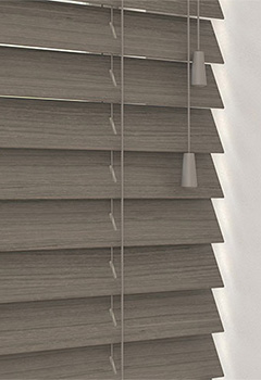 Sunwood Claro - This smooth dark grey wooden blind will merge seamlessly into any interior for an added urban vibe. Available in a 50mm slat width, this modern blind comes with the choice of cord or decorative tapes.

