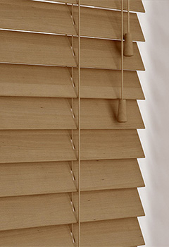 Sunwood Tawny - A soft brown coloured made to measure wooden blind from our sunwood essential collection. Available with ladder cord or decorative tape, this blind adds character for an appealing interior.
