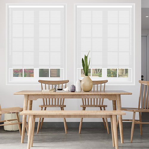 Bowery Blanc Dimout V05 Lifestyle Pleated blinds