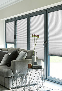 Pleated Echo White 