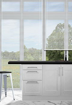 25mm Shine White New Blind