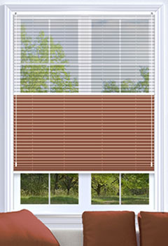 Voile Snow & Blenheim Rouge Blockout Pleated Blind