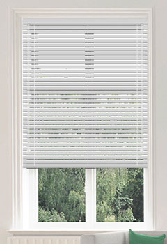 35mm White Venetian Blind