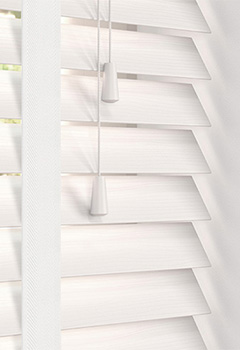 Dream Fine Grain & Arctic Tape Wooden Blind