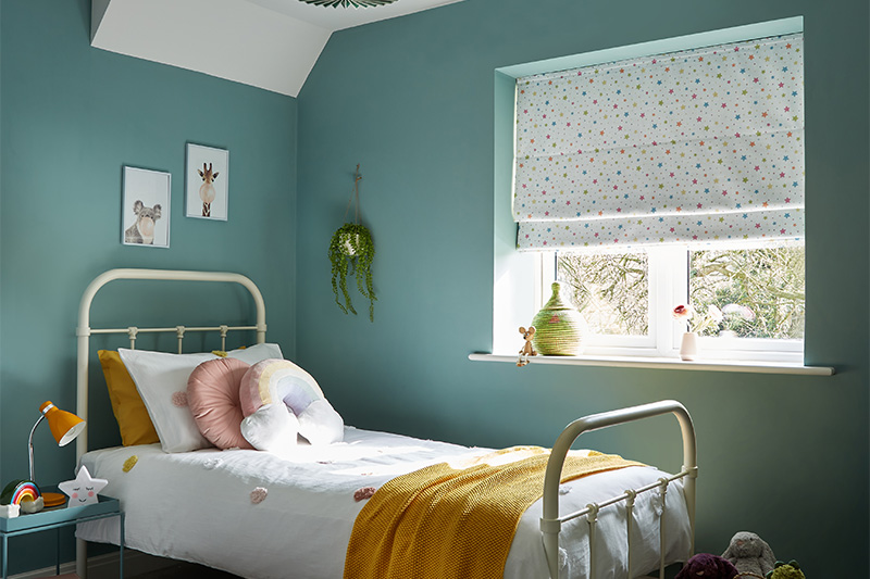 Roman Blinds with Blackout Lining the Natural Choice for Bedrooms Roman Blinds with Blackout Lining the Natural Choice for Bedrooms