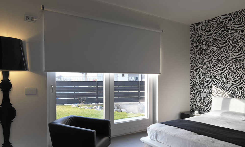 How to make your blackout blinds more effective? How to make your blackout blinds more effective?