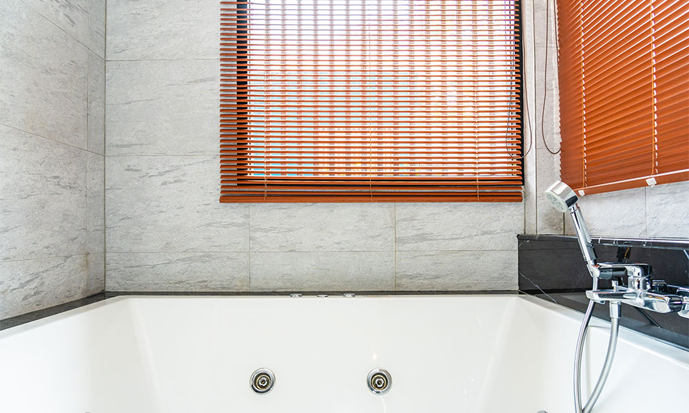 Can Venetian Blinds go near bathroom sinks?