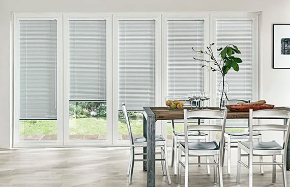 GUIDE TO VENETIAN BLINDS